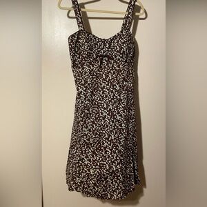 Brown and White Printed Midi Sundress with Sweetheart Neckline